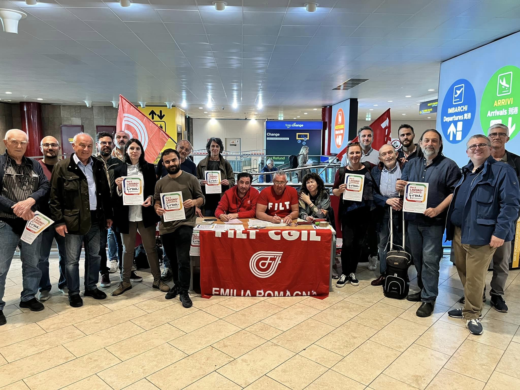 Aeroporto, firme per i referendum CGIL e sostegno a lavoratrici e lavoratori
